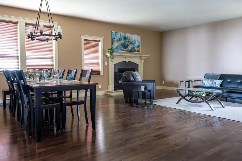 Elegant Resort Style Home - 2 Bedrooms - Image 1