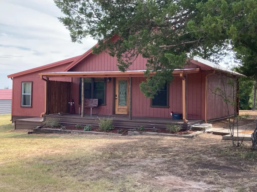 Rustic Fish Shack - Image 1