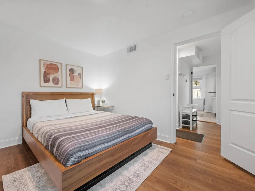 Shadyside/Pittsburgh, Modern & Stylish 1BD, w/Prkg - Image 1