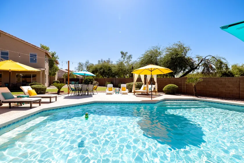 |FREE pool Heat|Outdoor Kitchen|Vid Games|Park Access - Image 1