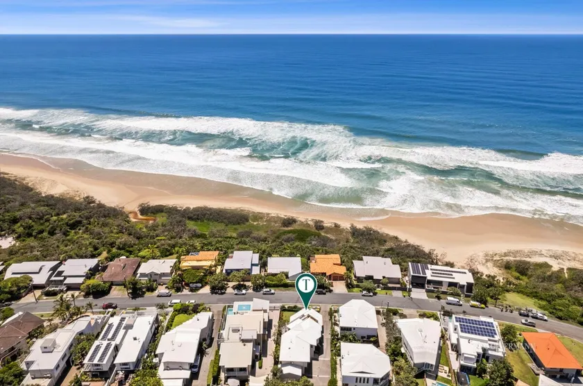 Tingira - Idyllic entertainer on the beach - Image 1