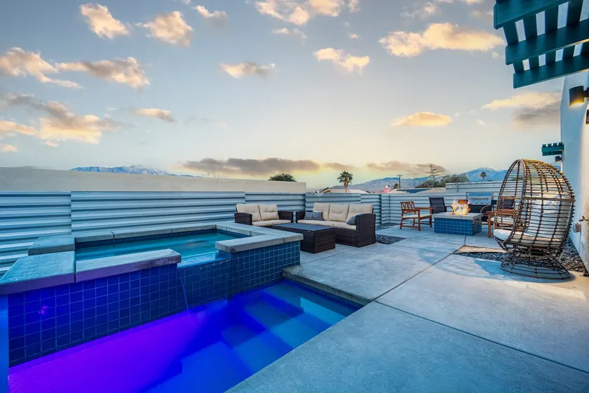 Charming Modern Getaway | Tranquil Pool+Spa Haven - Image 1