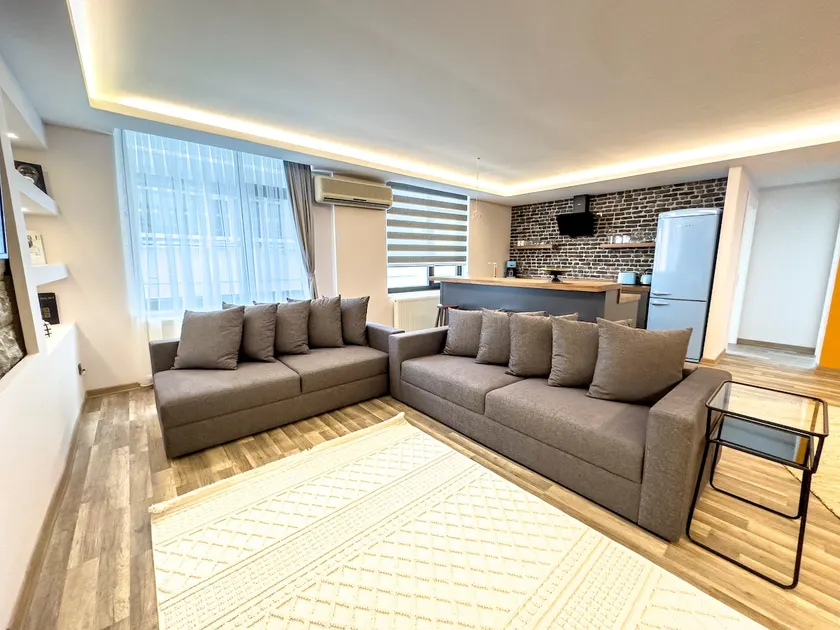 107-Peaceful and Comfortable - Image 1