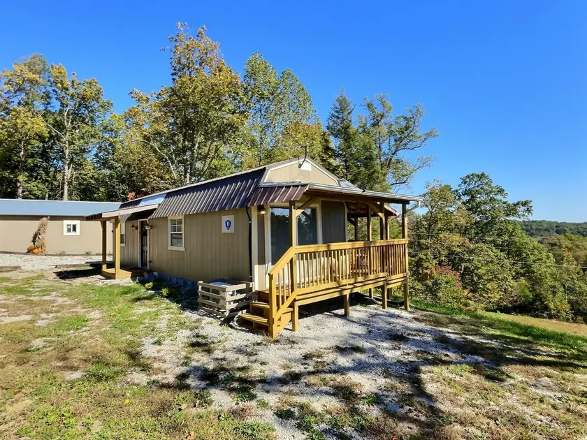 Mr. Painter's Cabin - Image 1