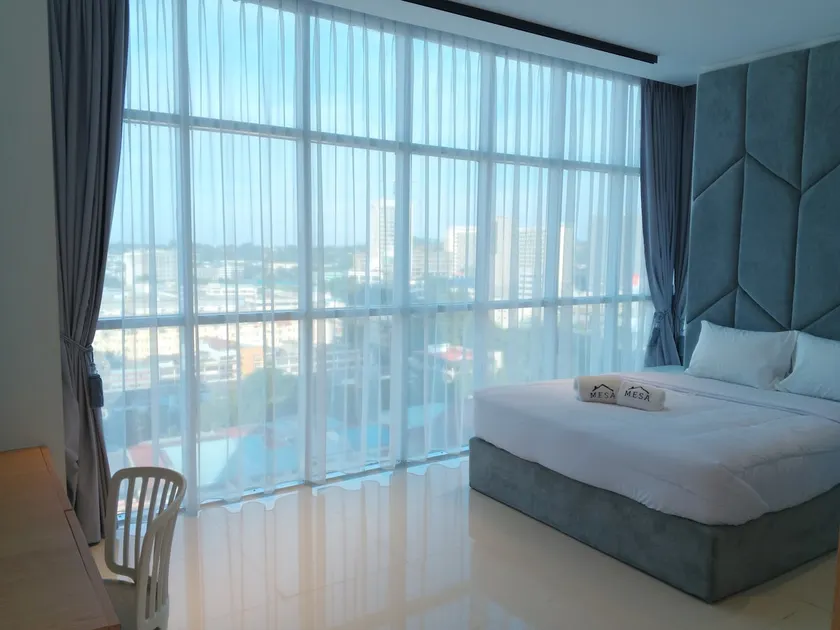 Amazing Luxy Spacious Apt at Nagoya Batam by MESA - Image 1