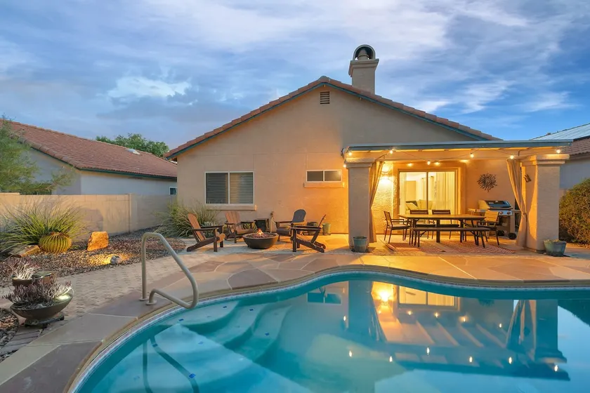 Rancho Vistoso Santuary! Salt Pool! - Image 1