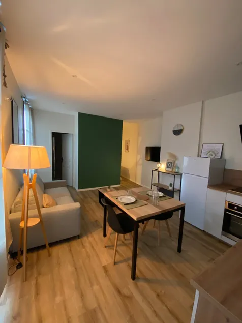 Hyper-central apartment 100% equipped *Air conditioning* - Image 1