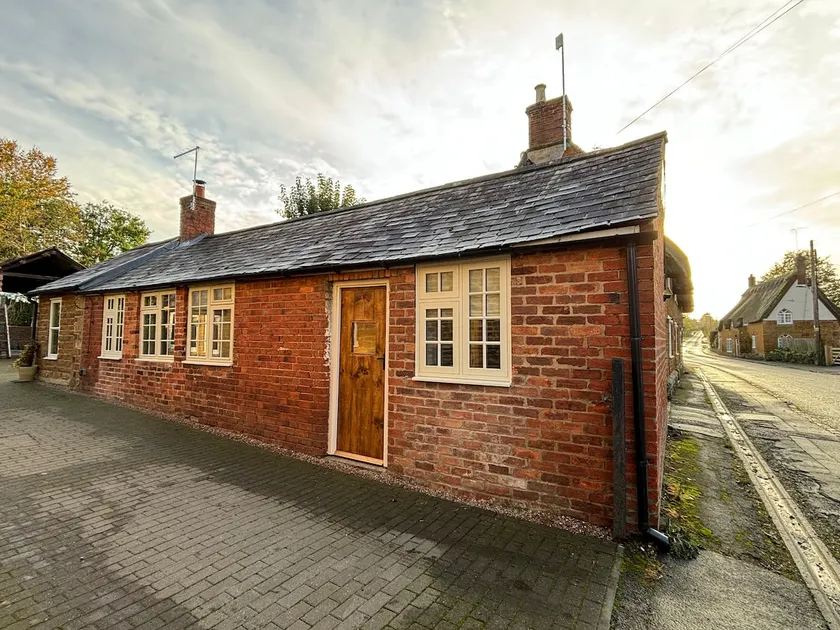 Colman's Cottage - Image 1
