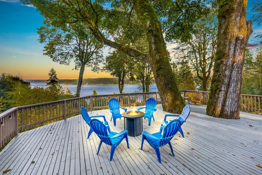 Eagle's Lookout Lodge w/ Hot Tub - Image 1
