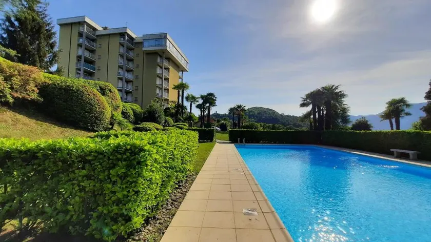 Tennis & Swim Apartment - Image 1