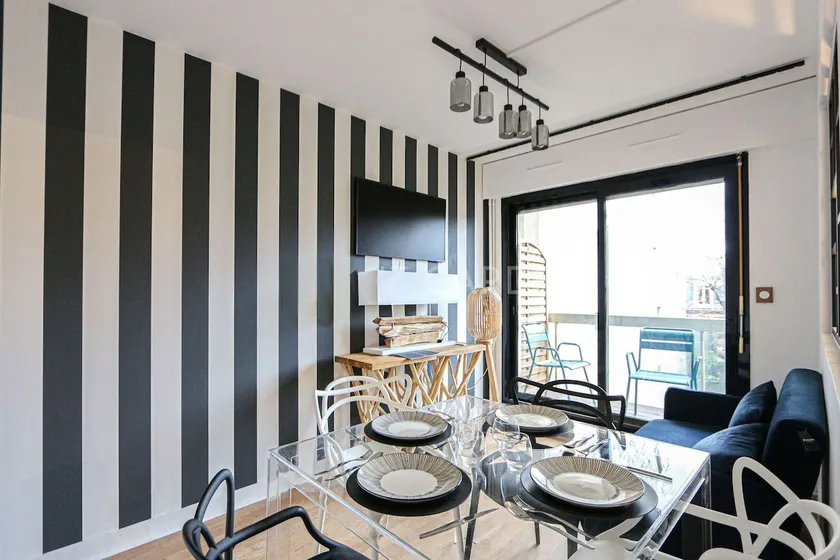 2 new rooms, Auteuil terrace - Image 1