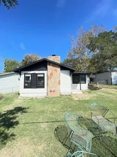 The Fishing Cabin @ Lake Whitney - Image 1
