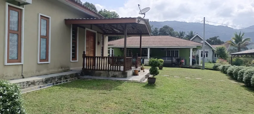 Homestay Tok Ayah Private Pool - Image 1