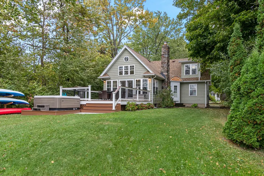 Hydrangea Cottage on Seneca Lake - Image 1