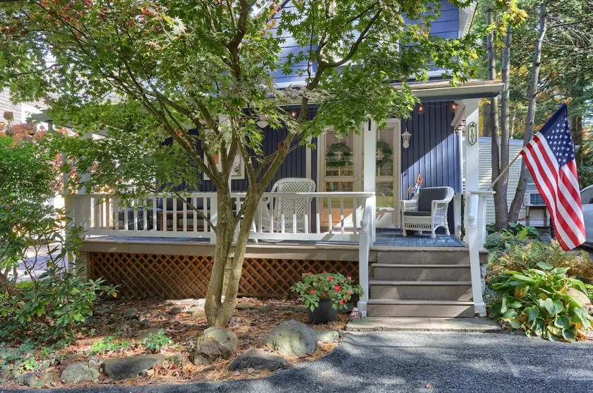 2 Bedroom fully renovated cozy Mt. Gretna Cottage - Image 1