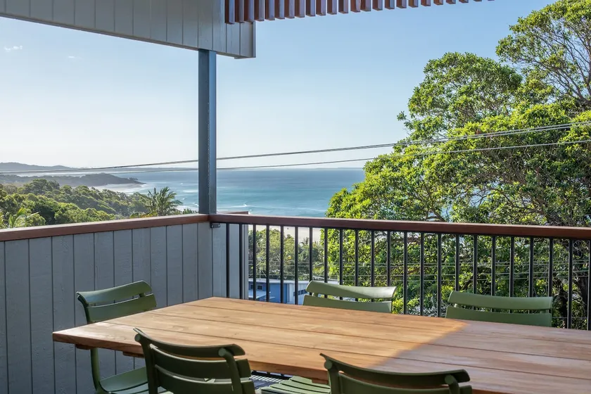 Float on Cylinder + Ocean Views + Sleeps 8 - Image 1