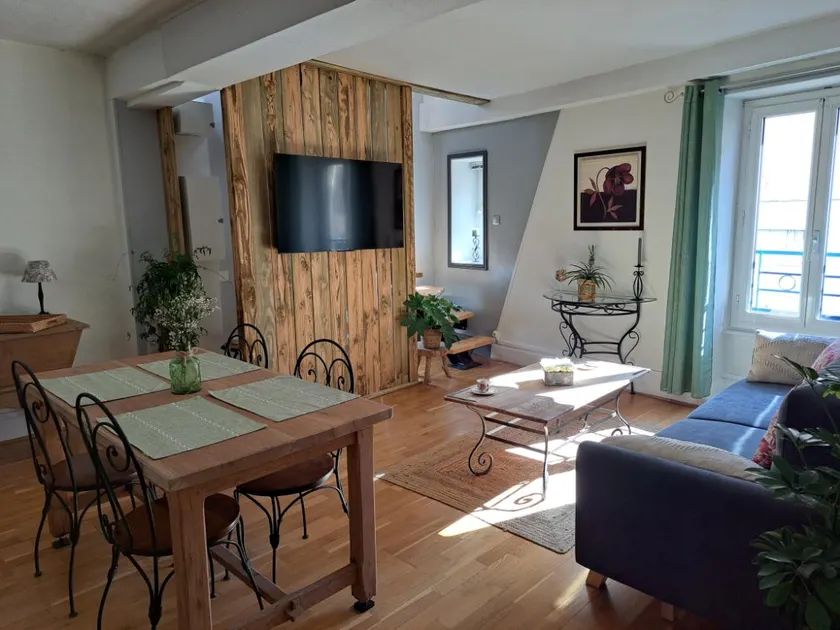 Charming cocoon - stone & beams - Image 1