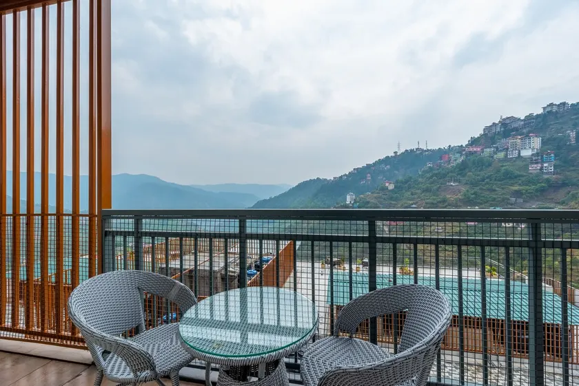 Alpine Retreat Hill View - Image 1