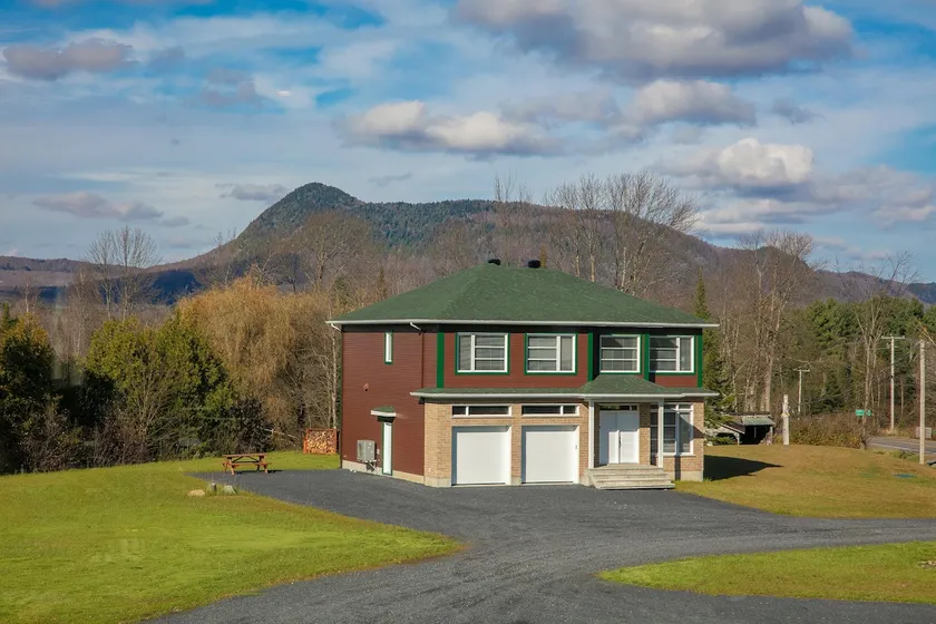 Home-style hotel – Le Faucon Azuré, golf and skiing - Image 1