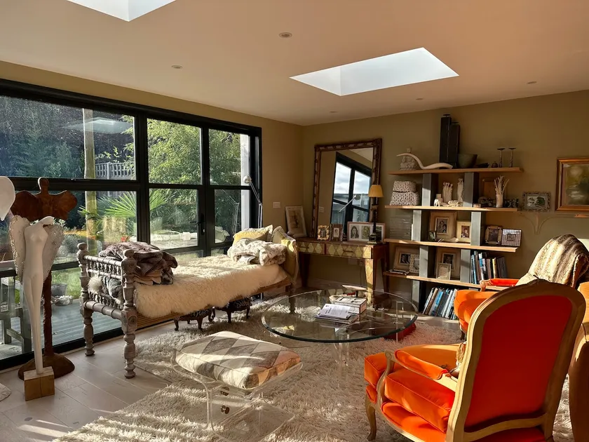 Beautiful refreshing house - Image 1