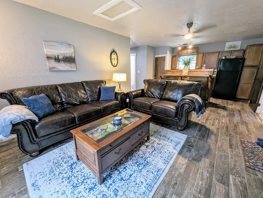Rustic Bungalow - Image 1