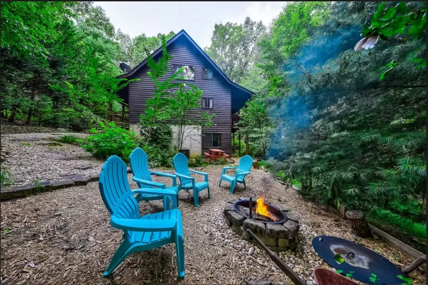 Woodglen Hideaway - Image 1