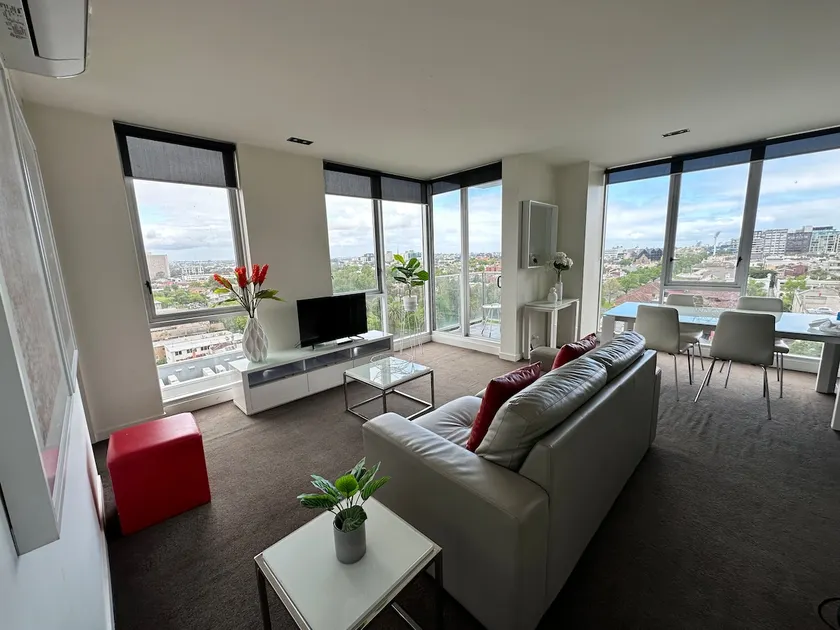 East Melbourne Apartment 516 - Image 1