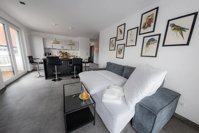 Bonnystay l WiFi l Smart TV l Balcony l Kitchen - Image 1