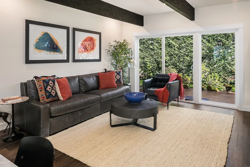 ”Downtown Kirkland Oasis: Your Perfect Retreat!” - Image 1