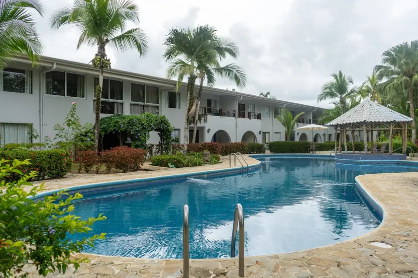 Tropical Oasis Family 2bdr - Image 1