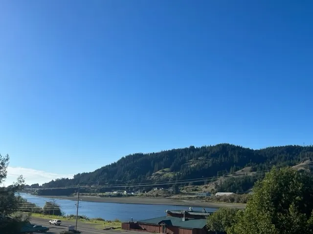 The Eagle's Nest on Rogue River - Image 1
