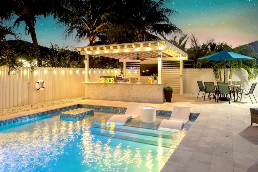 Heated Pool Family Retreat- Pets, Everglades, Keys - Image 1