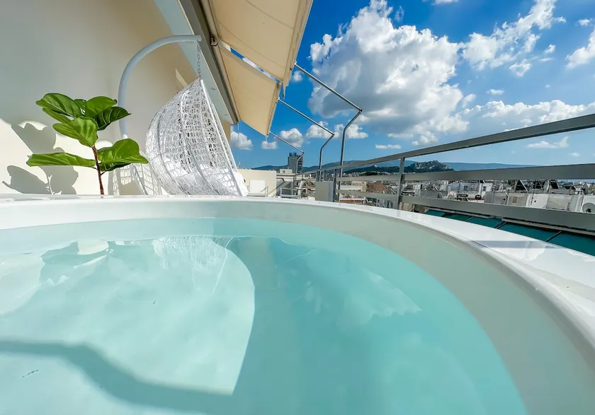 Luxury penthouse Acropolis View HotTub(no bubbles) - Image 1