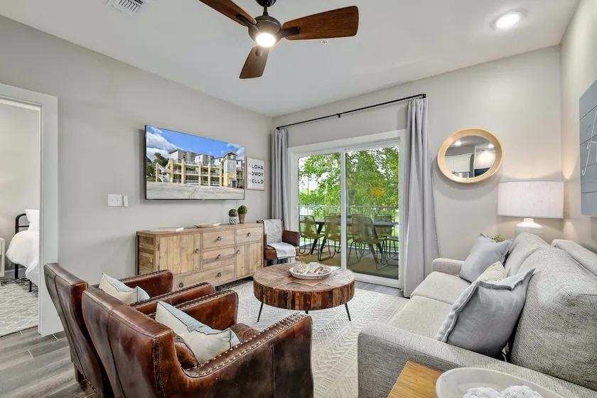 Aloha Gruene Waterfront Condo - Image 1