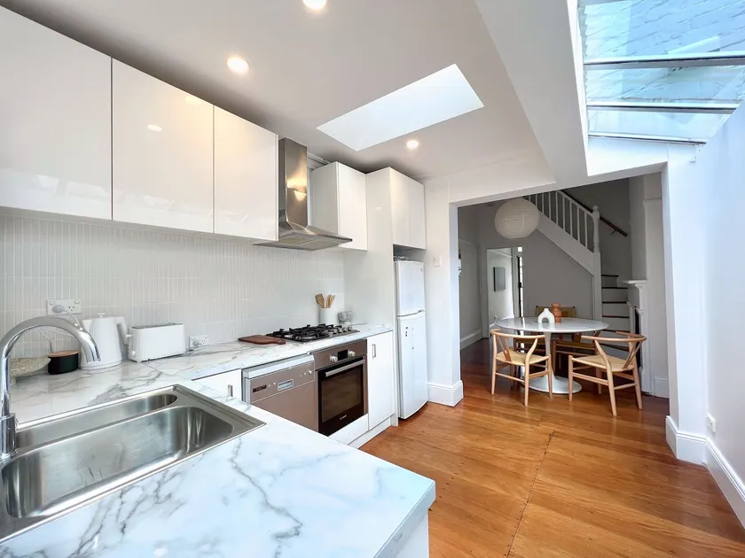 Paddington Terrace: amazing location - Image 1