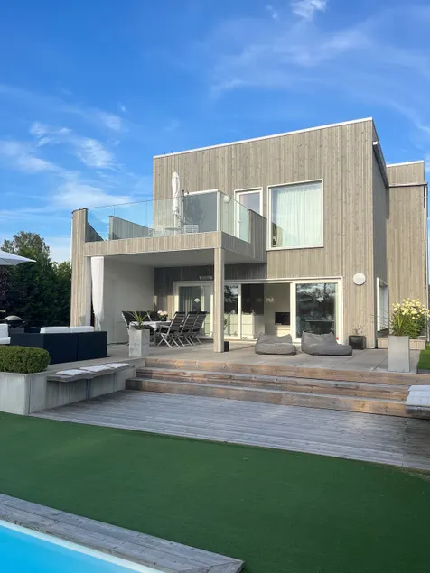 Fantastic accommodation with pool environment - Image 1