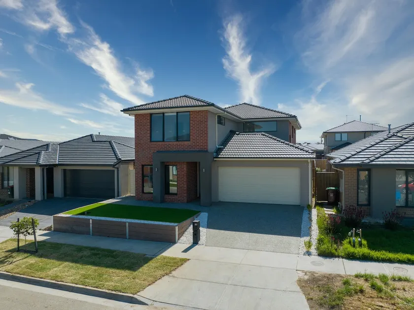 Modern new Homly Villa at Clyde - Image 1