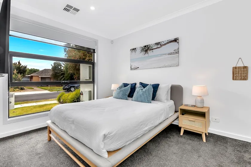 The Art of Zen - Modern Comfort between Beach and CBD - Image 1