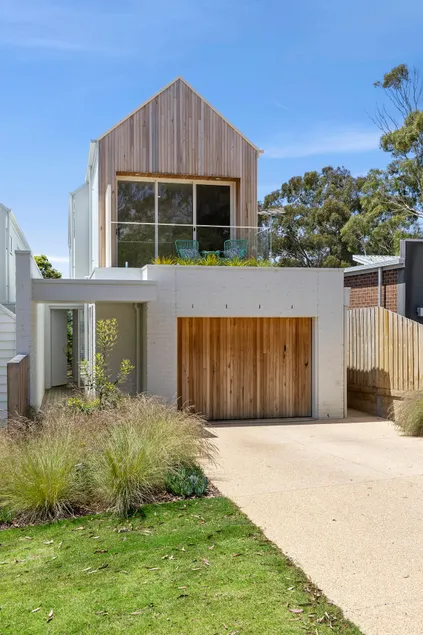 Laguna Beach House Ocean Grove-pets welcome - Image 1