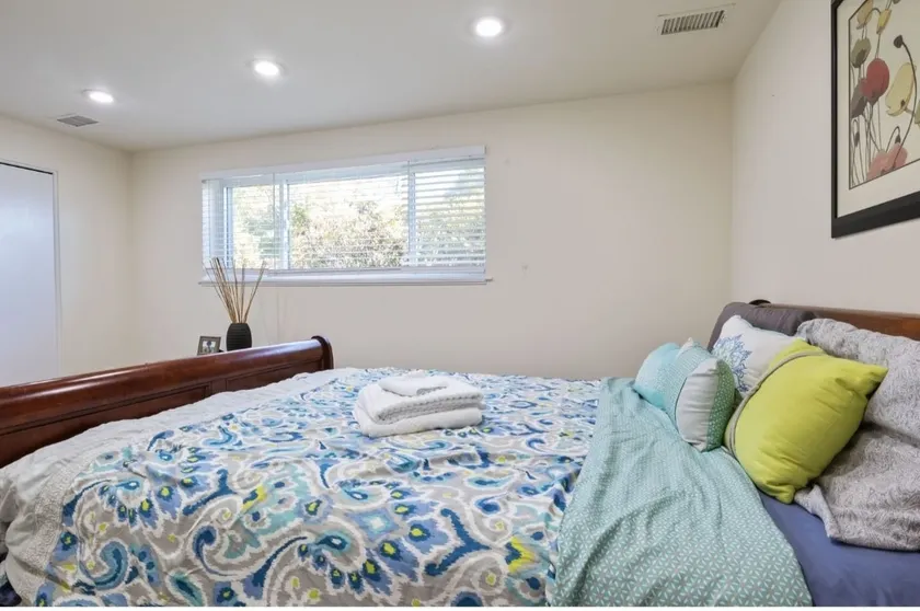 Lovely home stay -30 min. to DC - Image 1