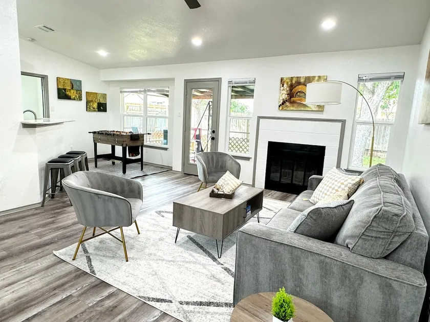 Relax Modern 3B2B - NW Austin|Lake Travis Lakeline - Image 1