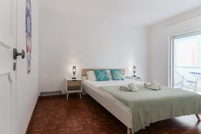 Cascais Beach Flower Apartment - Image 1