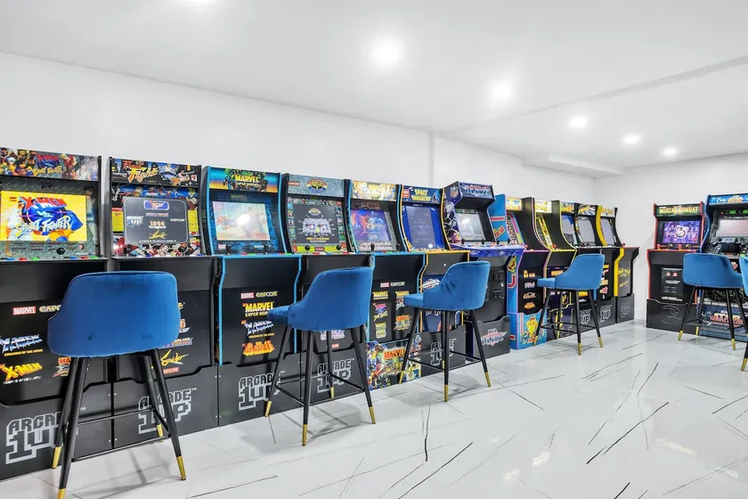 Ultimate Fun House: Games, Pool, BBQ & More! - Image 1