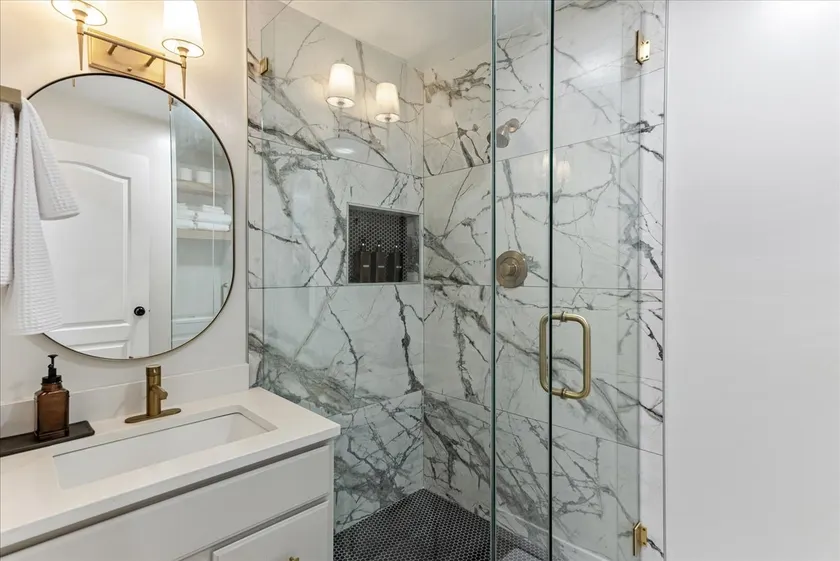 Orem Retreat | Fireplace | Central | Free Massage* - Image 1