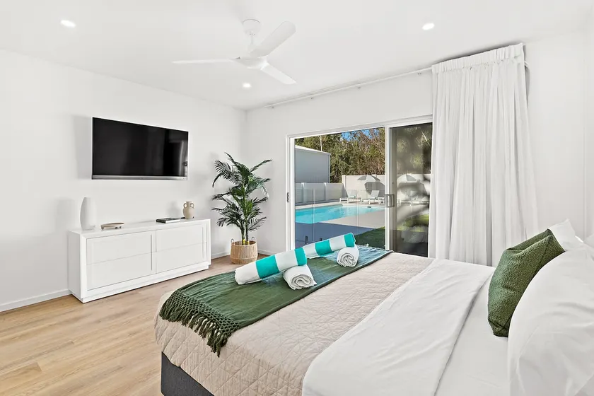 Beach House On Milkypine - Image 1