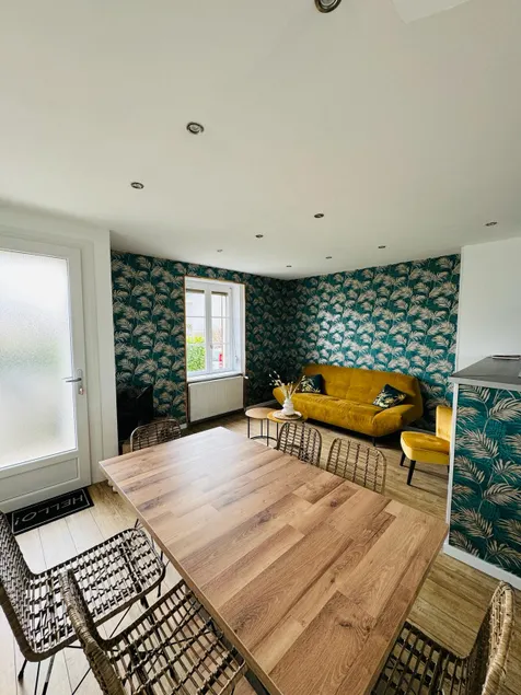 Small House - Image 1