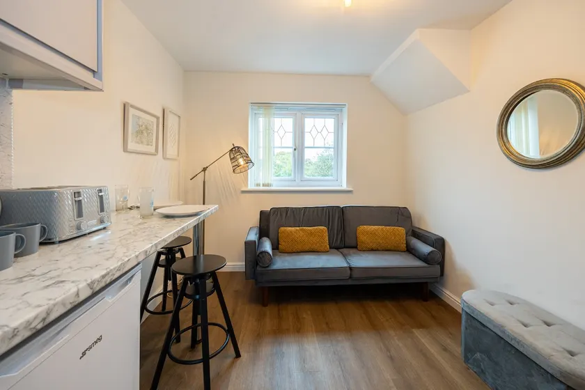 Cosy apartment near the Airport - Image 1