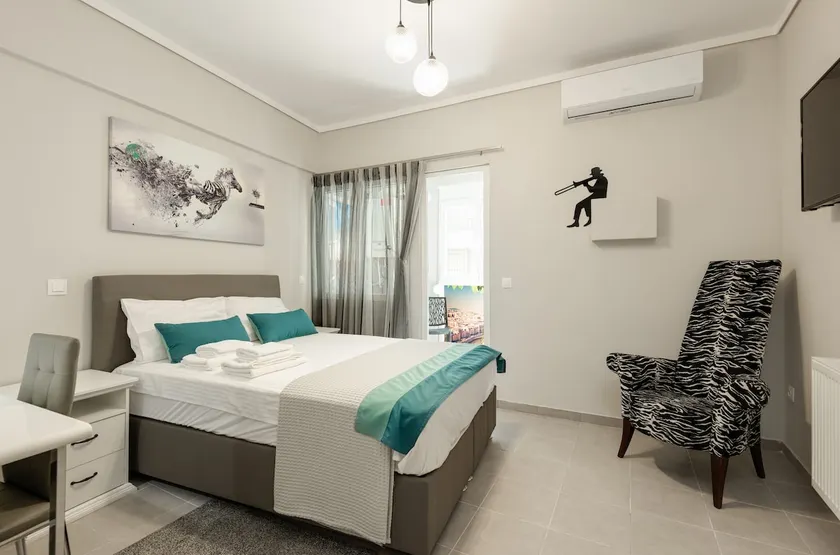 Arvanitidis Suites 305 central luxury mini suite - Image 1