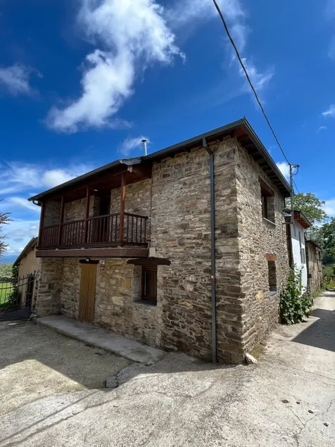 La Casina de la Yeye San Cristóbal de Valdueza - Image 1
