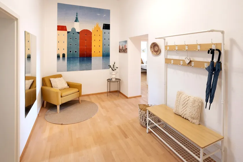 Dreamy old building apartment in a historic ambiance - Image 1